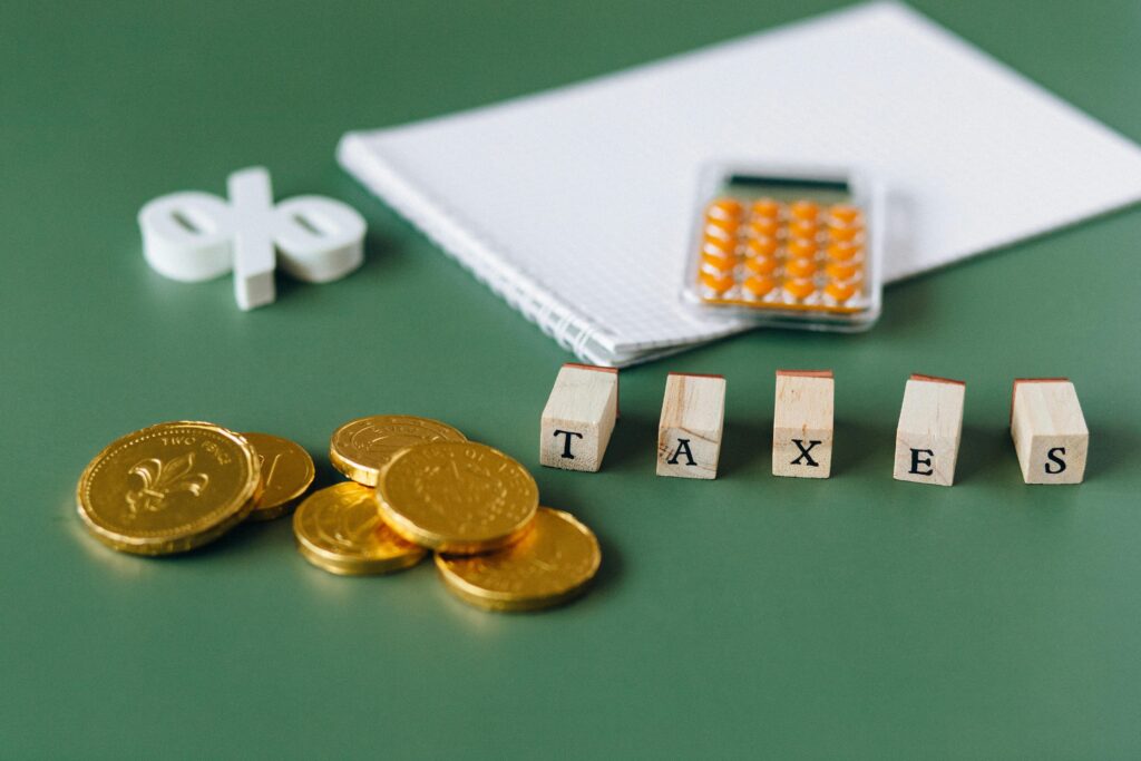 Best High-Yield Savings Accounts in 2025 (Top Picks for Smart Savers)