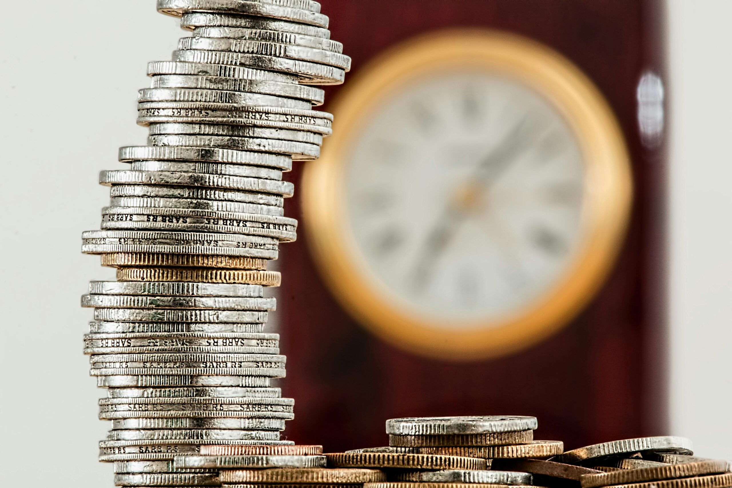 Top Investment Strategies for Millennials in 2025